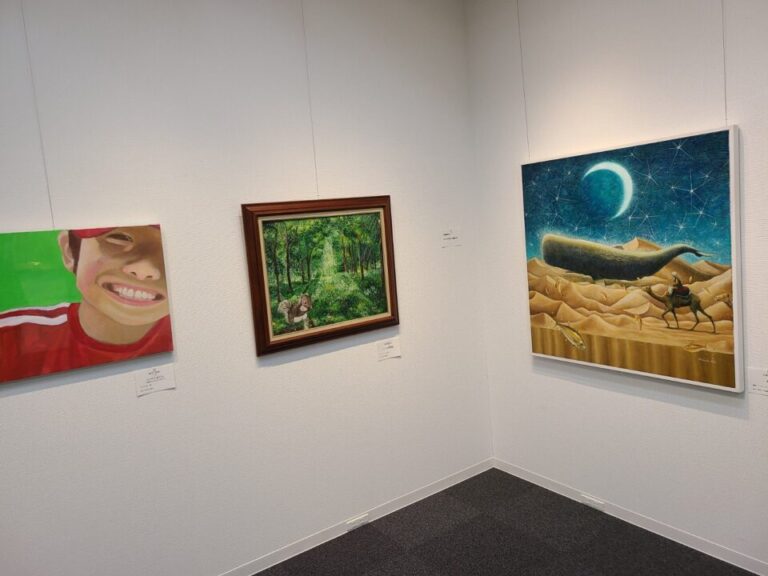 第22回示現会北海道作家展の様子