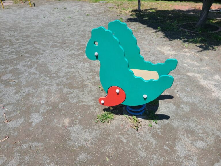 スプリング遊具発見