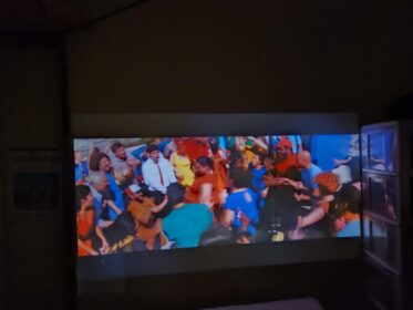 プロジェクター導入で映画鑑賞が劇的に変わった！